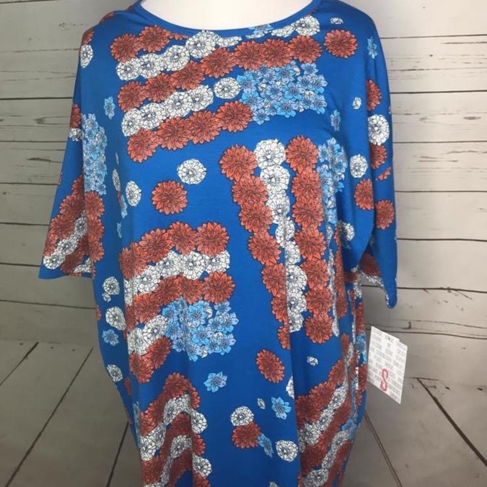 NWT Lularoe Irma Tunic